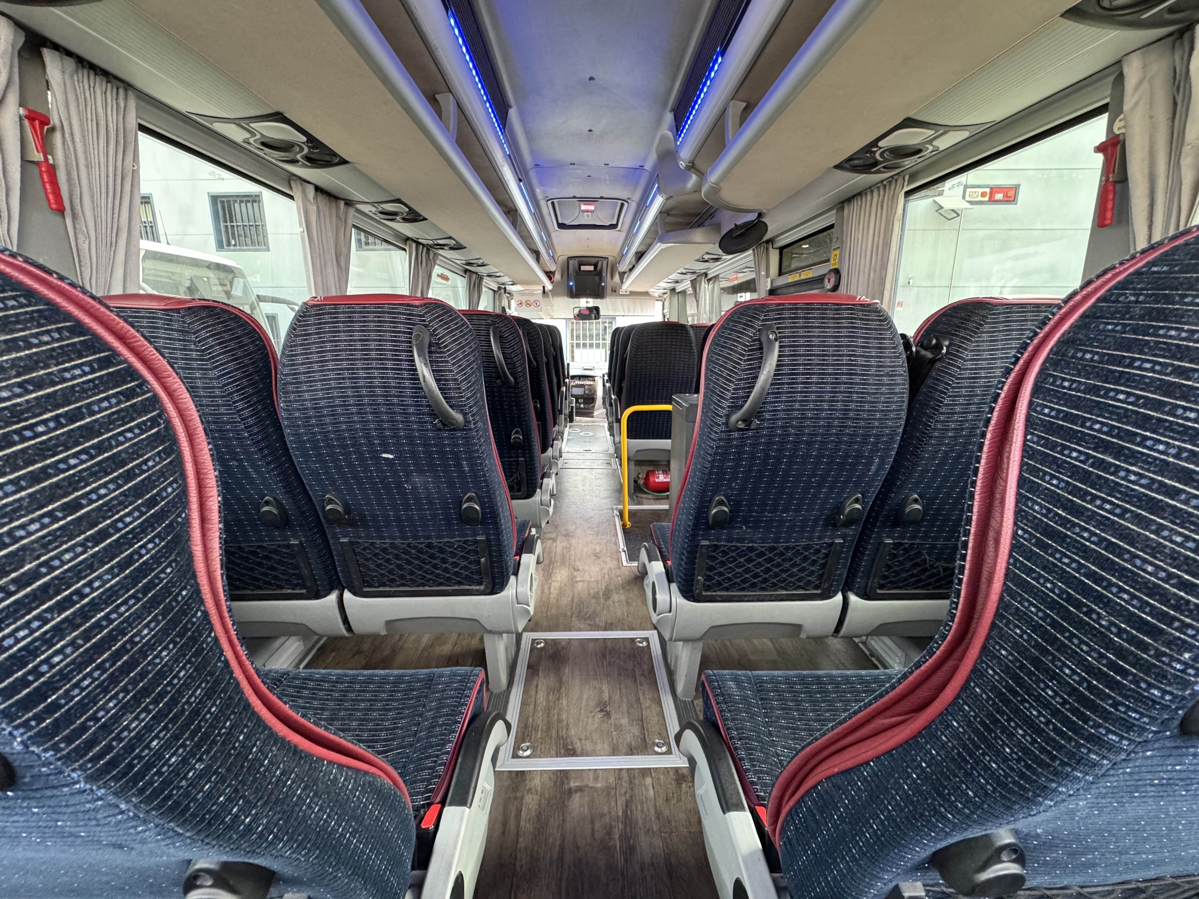 Autocares medianos 3